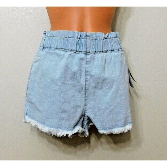 JR2 Tinseltown Light Wash Blue Juniors' Pull-On Frayed Denim Shorts - Size M - Picture 1 of 2